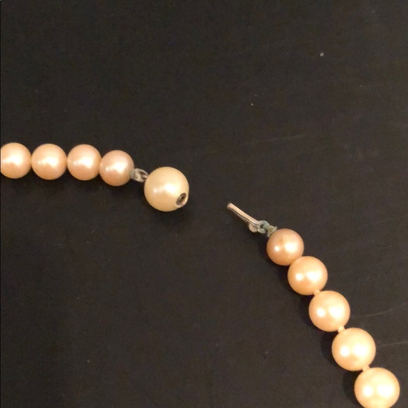 VINTAGE PEARLS PEARLS PEARLS!!! LONG STRAND - Picture 4 of 8